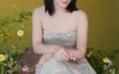 低头看我是怎么c哭你的良堂